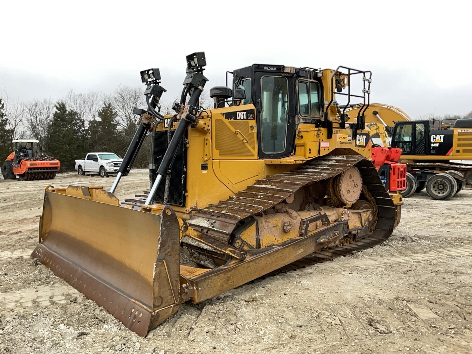 2018 CATERPILLAR D6T LGP CRAWLER DOZER